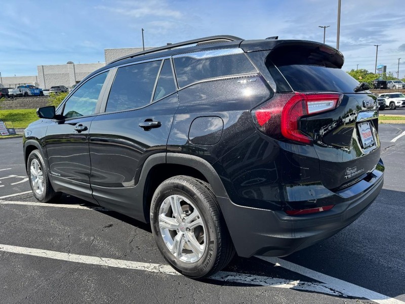 GMC Terrain Vehicle Image 05