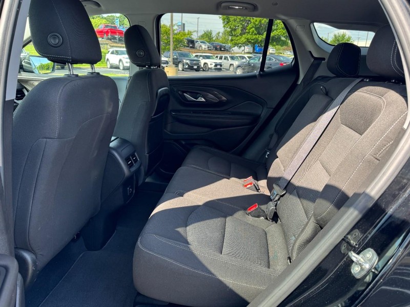 GMC Terrain Vehicle Image 10