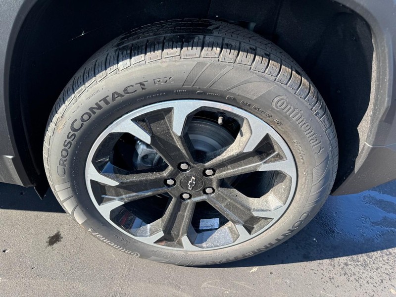 Chevrolet Equinox Vehicle Image 06