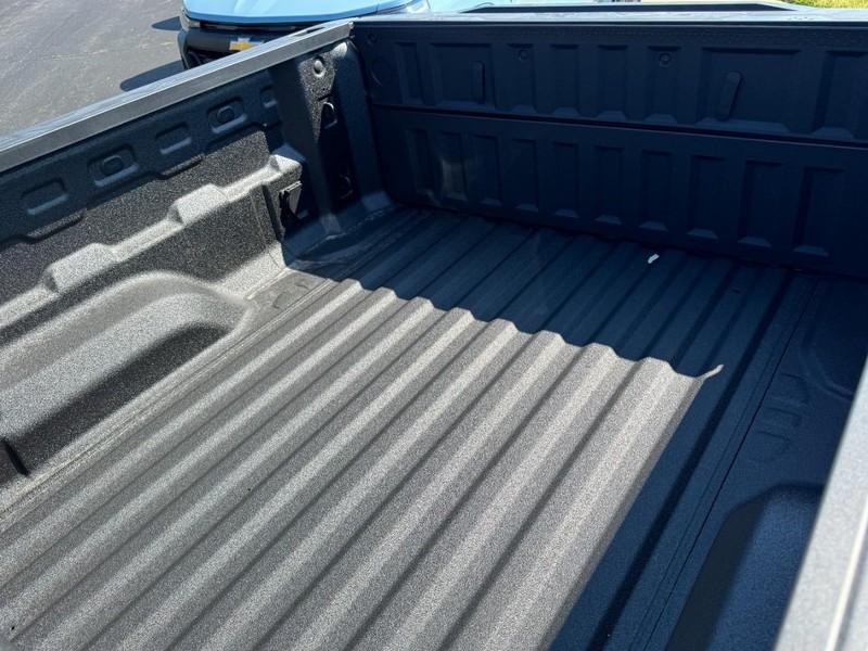 Chevrolet Colorado Vehicle Image 06
