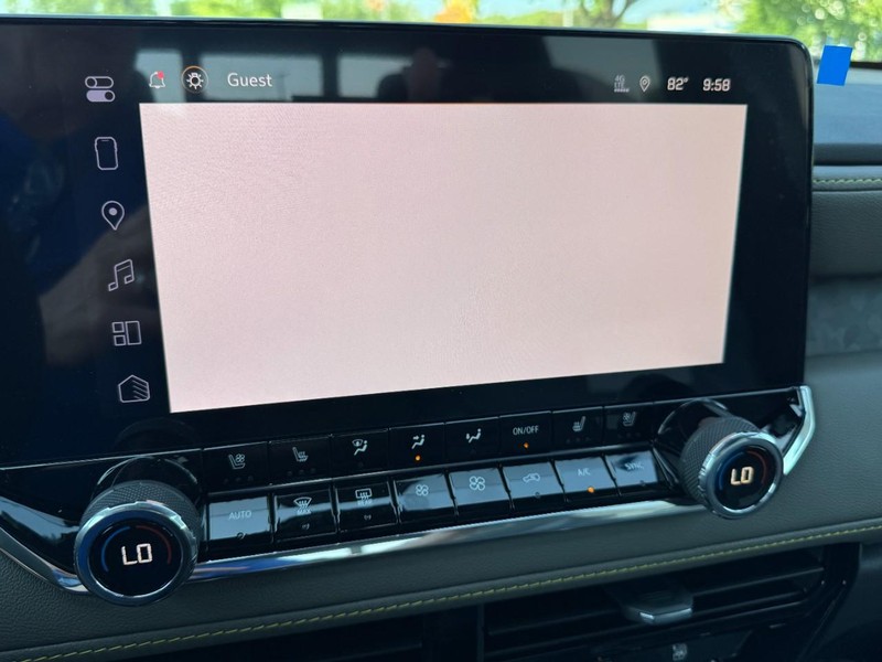 Chevrolet Colorado Vehicle Image 15