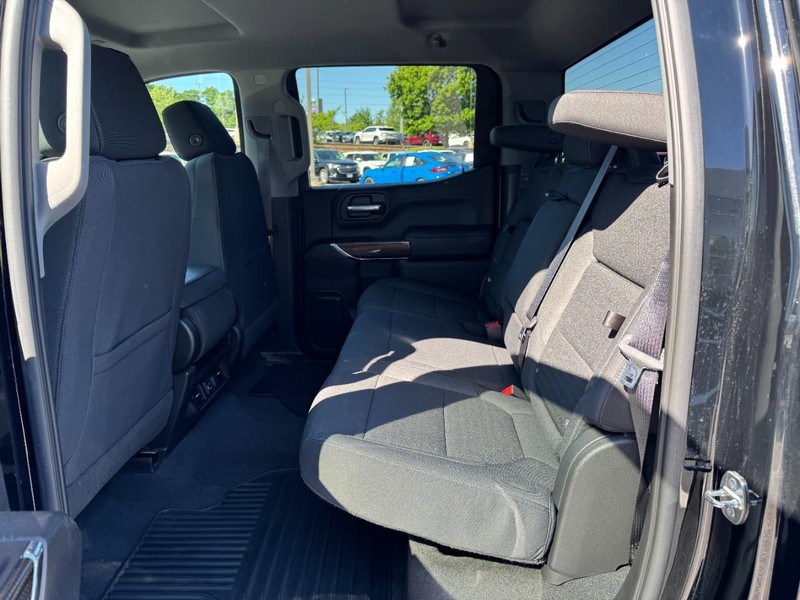Chevrolet Silverado 1500 Vehicle Image 10