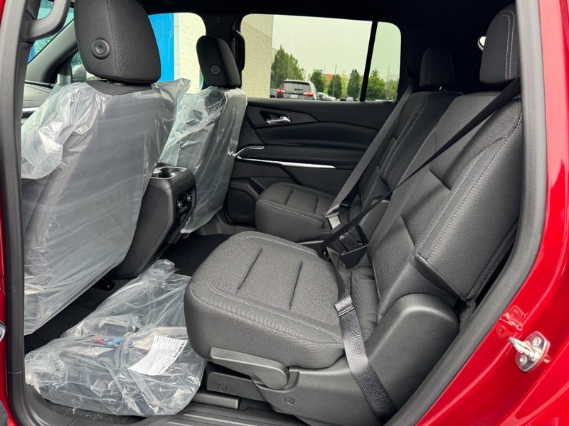 Chevrolet Traverse Vehicle Image 07