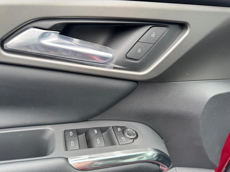 Chevrolet Traverse Vehicle Image 10