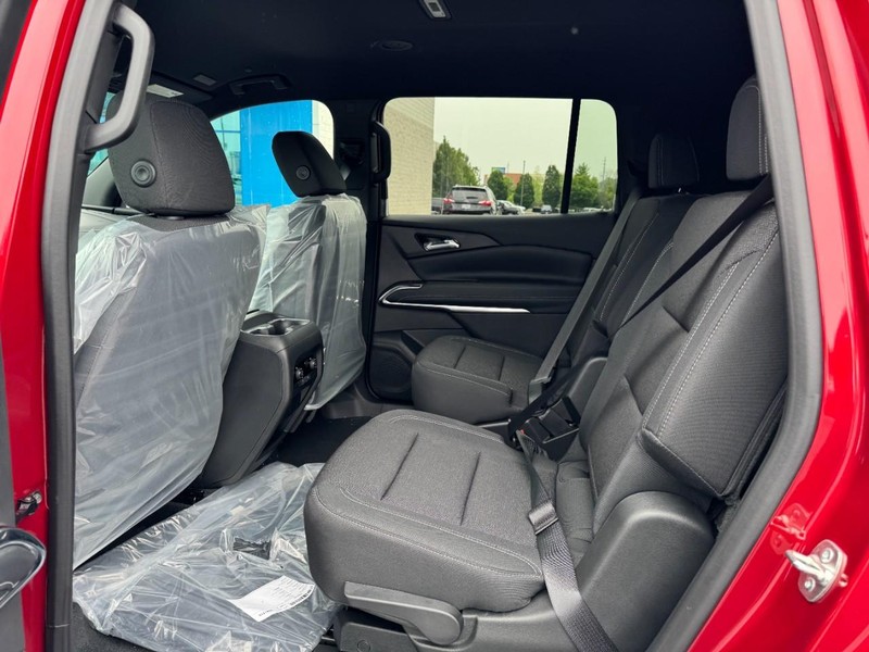 Chevrolet Traverse Vehicle Image 07