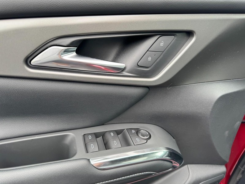 Chevrolet Traverse Vehicle Image 09