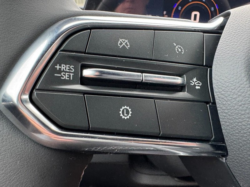 Chevrolet Traverse Vehicle Image 11