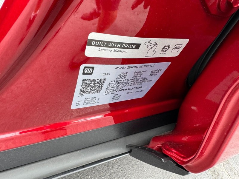Chevrolet Traverse Vehicle Image 18