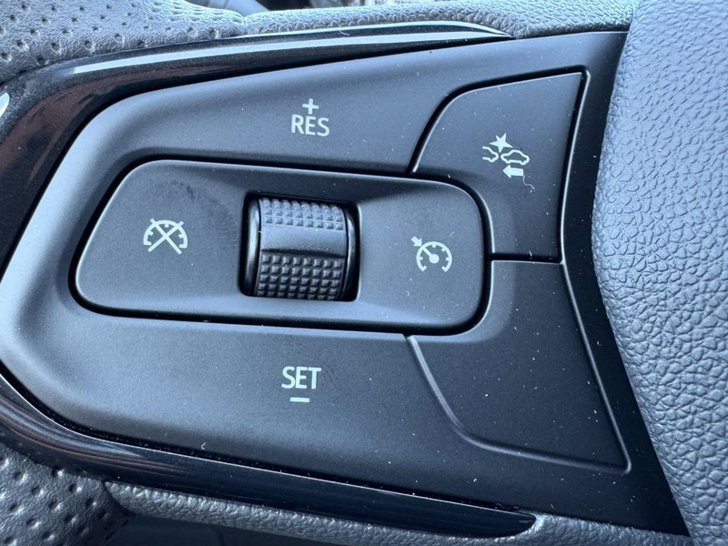 Chevrolet Trax Vehicle Image 09