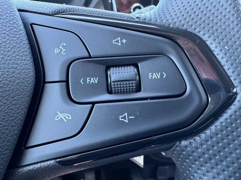 Chevrolet Trax Vehicle Image 10