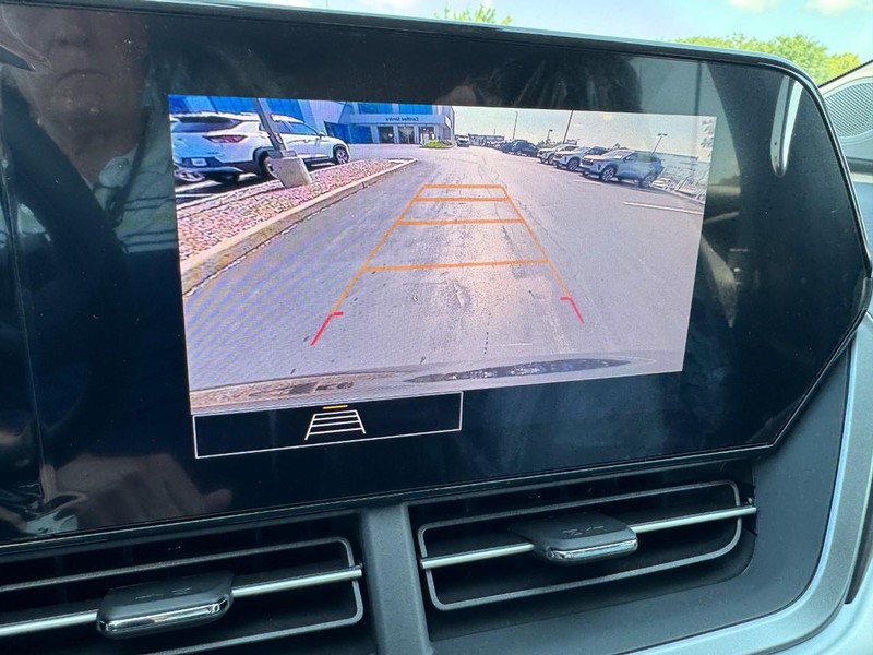 Chevrolet Trax Vehicle Image 14