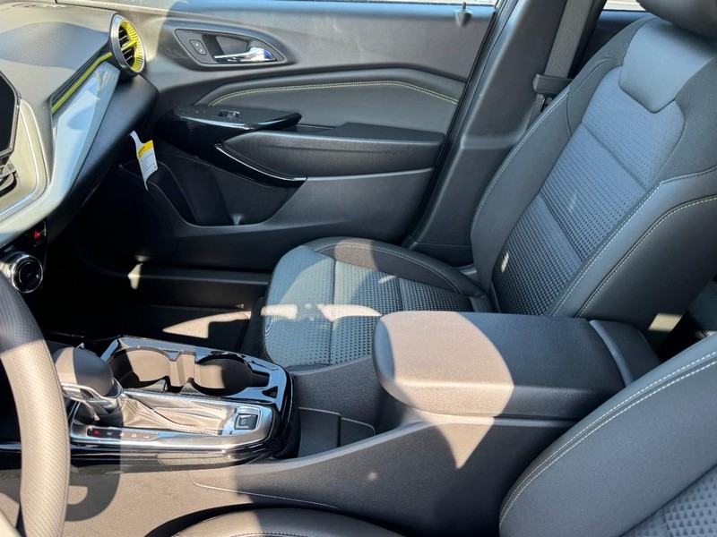 Chevrolet Trax Vehicle Image 08