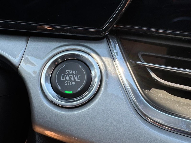 Chevrolet Trax Vehicle Image 16