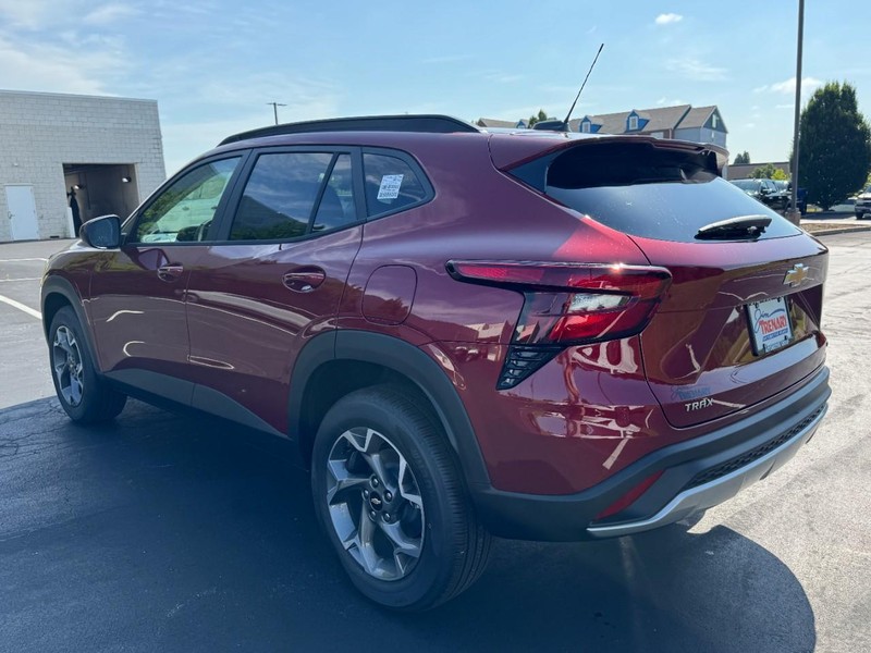 Chevrolet Trax Vehicle Image 05