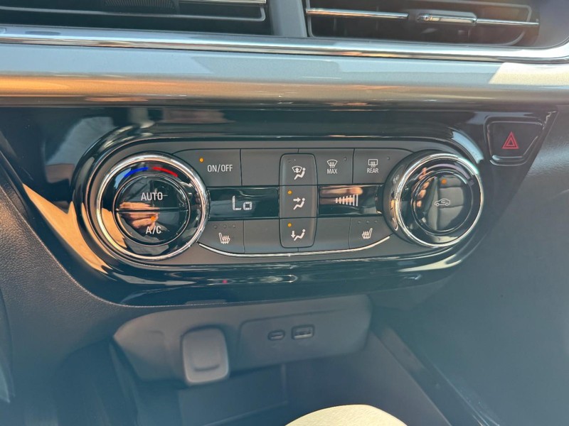 Chevrolet Trax Vehicle Image 13