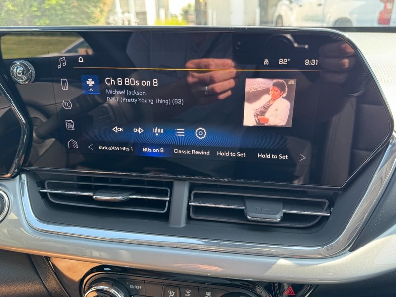 Chevrolet Trax Vehicle Image 14