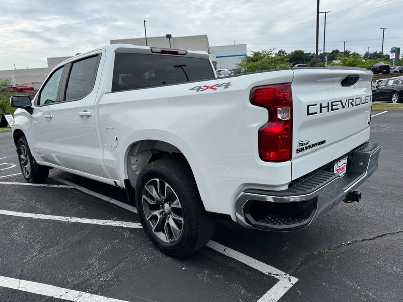Chevrolet Silverado 1500 Vehicle Image 05