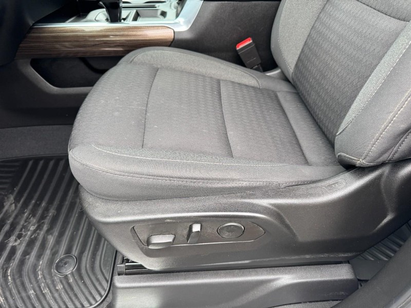 Chevrolet Silverado 1500 Vehicle Image 14