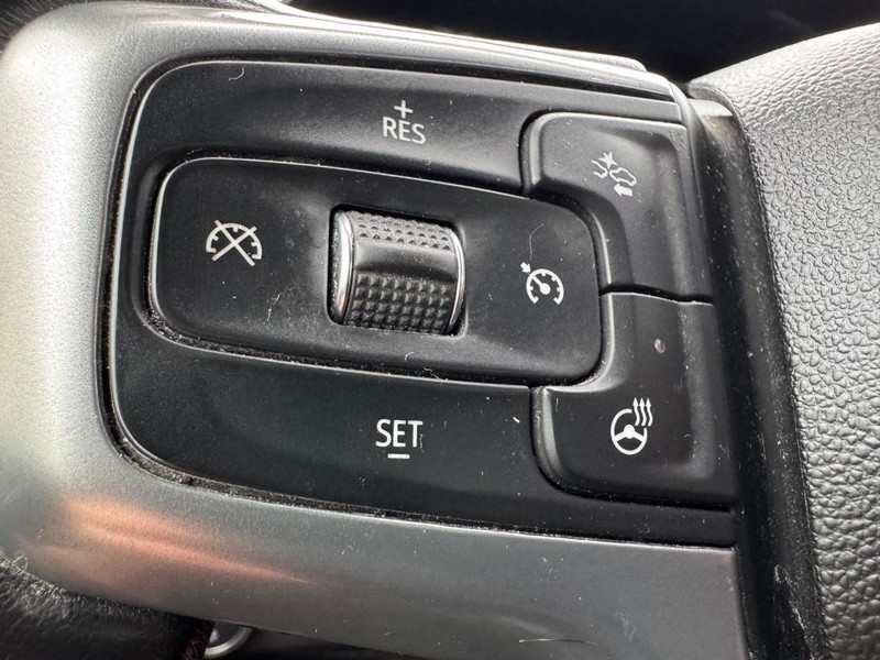 Chevrolet Silverado 1500 Vehicle Image 17