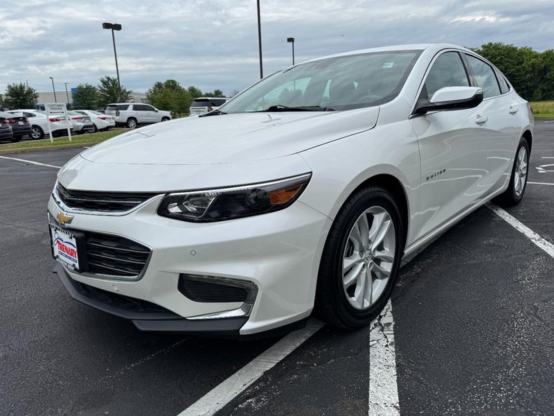 Chevrolet Malibu Vehicle Image 08