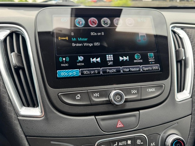 Chevrolet Malibu Vehicle Image 19