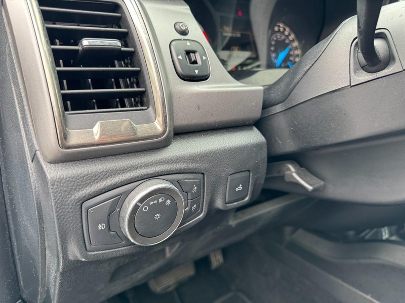 Ford Ranger Vehicle Image 16