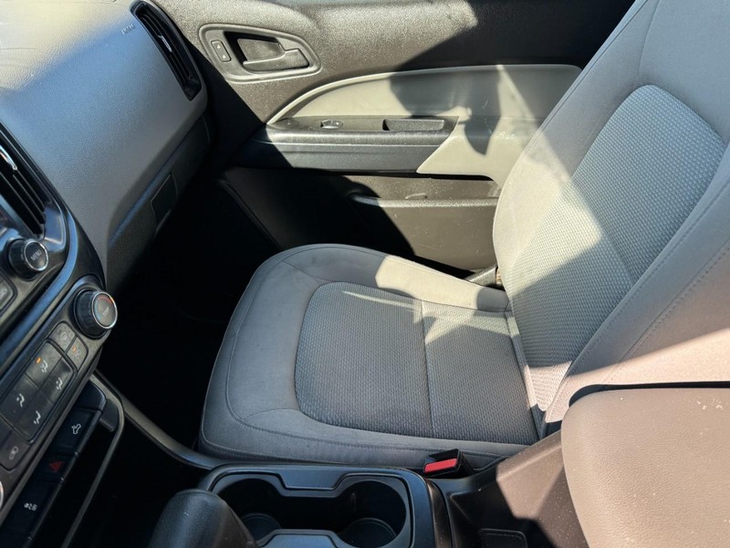 Chevrolet Colorado Vehicle Image 11