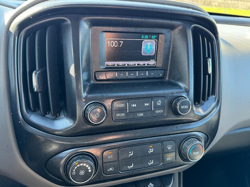 Chevrolet Colorado Vehicle Image 17