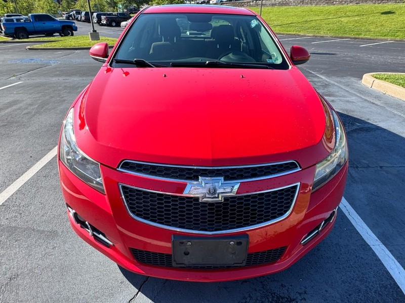 Chevrolet Cruze Vehicle Image 03