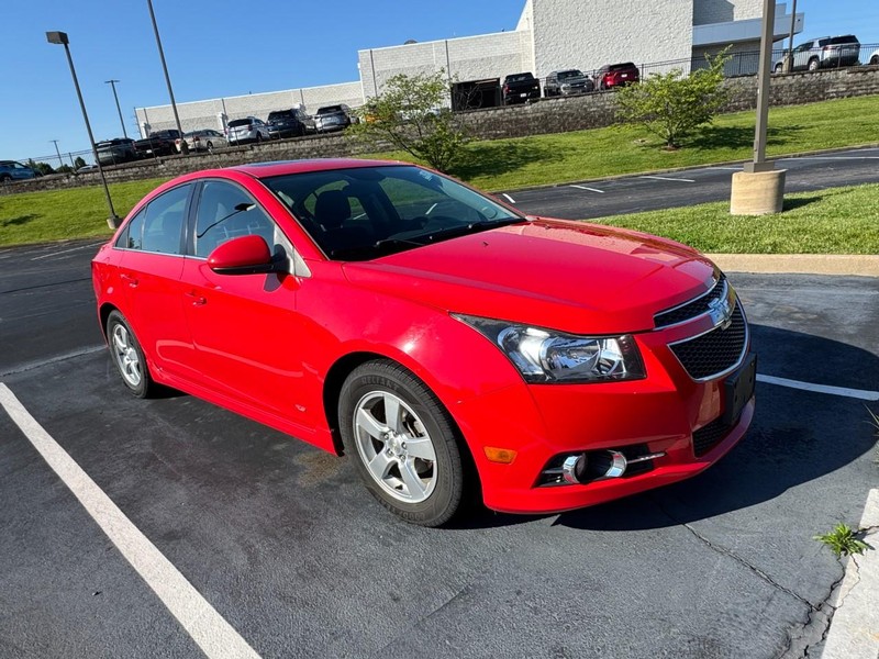 Chevrolet Cruze Vehicle Image 04