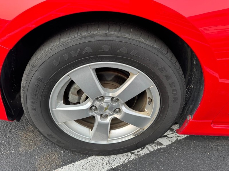 Chevrolet Cruze Vehicle Image 07