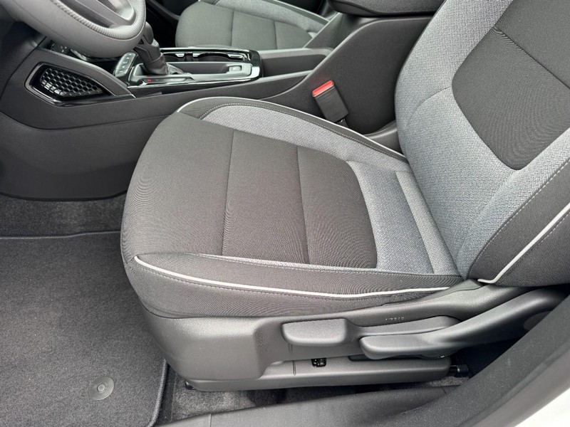 Chevrolet TrailBlazer Vehicle Image 09