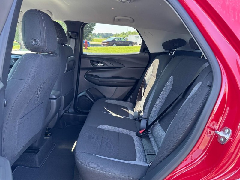Chevrolet TrailBlazer Vehicle Image 07