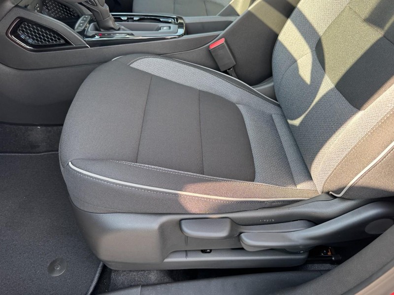 Chevrolet TrailBlazer Vehicle Image 09