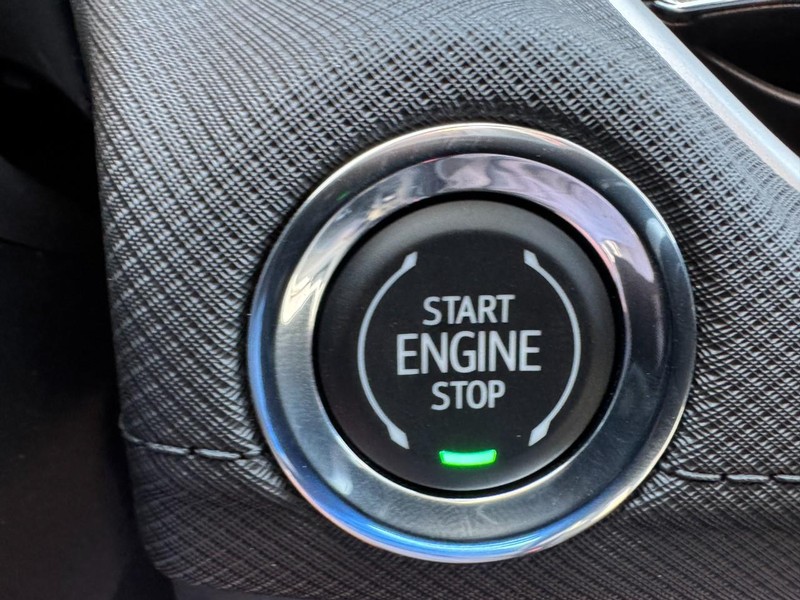 Chevrolet TrailBlazer Vehicle Image 16