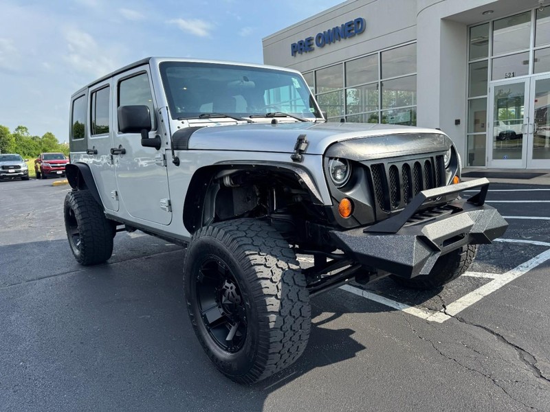 Jeep Wrangler Vehicle Image 02