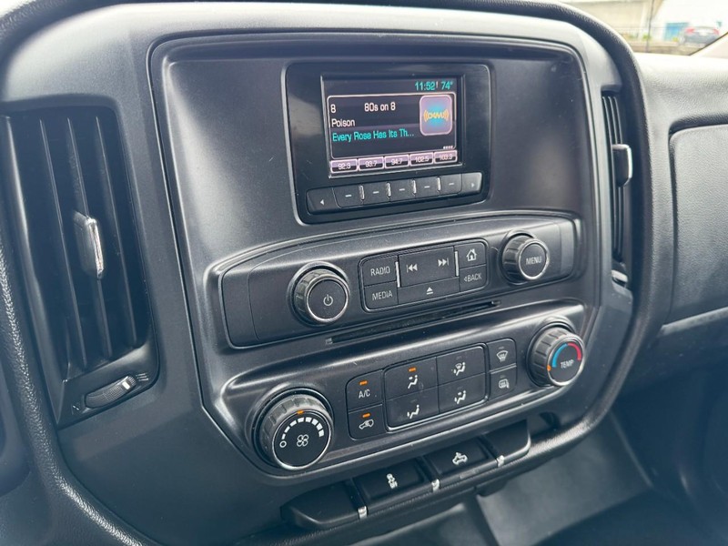 Chevrolet Silverado 1500 Vehicle Image 18
