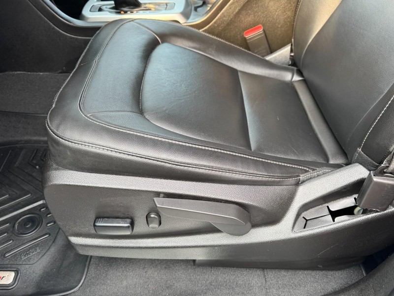 Chevrolet Colorado Vehicle Image 13