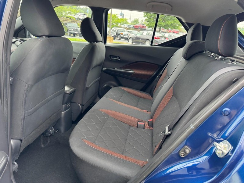 Nissan Kicks Vehicle Image 10