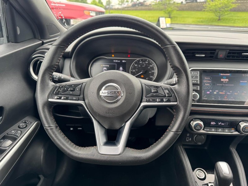 Nissan Kicks Vehicle Image 12