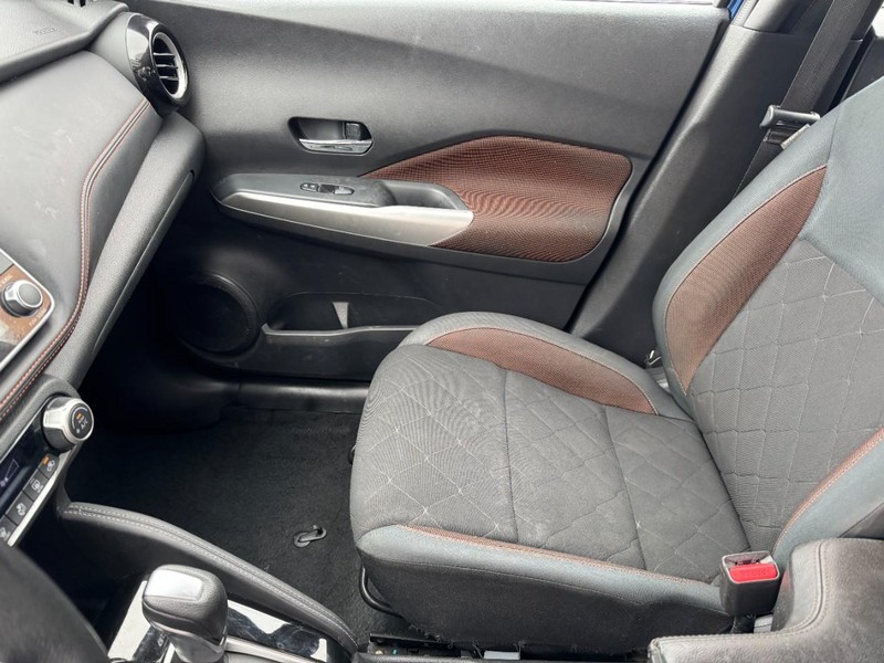 Nissan Kicks Vehicle Image 13