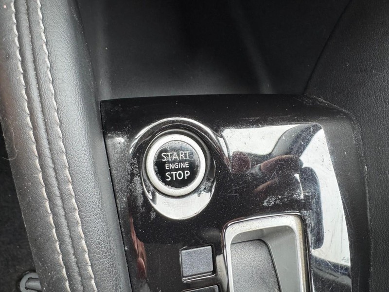 Nissan Kicks Vehicle Image 21