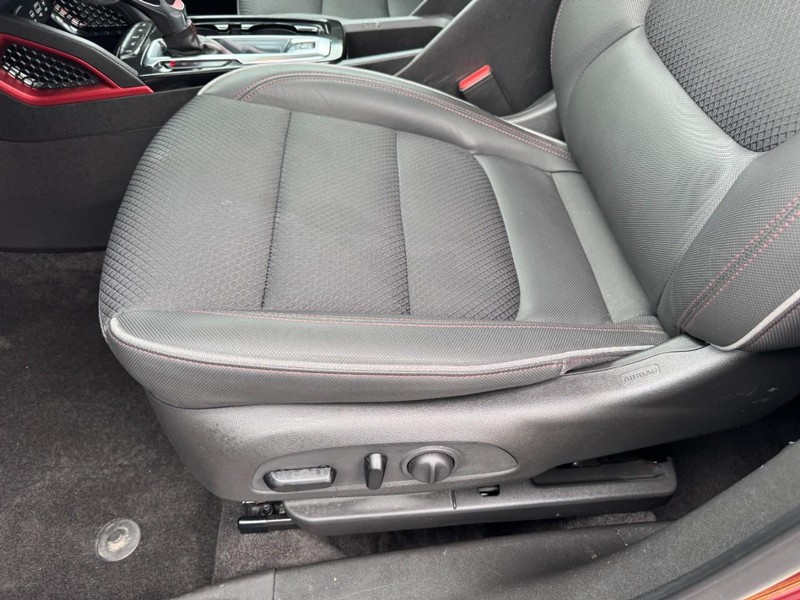 Chevrolet TrailBlazer Vehicle Image 14