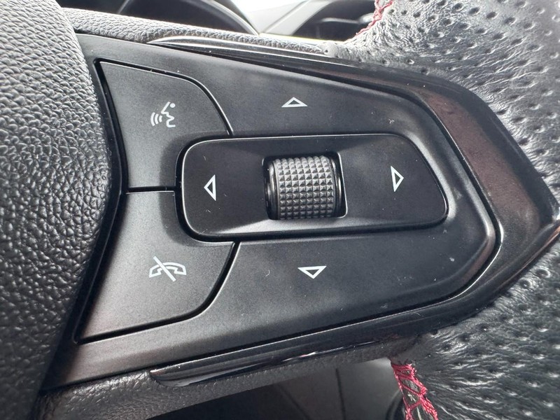 Chevrolet TrailBlazer Vehicle Image 17