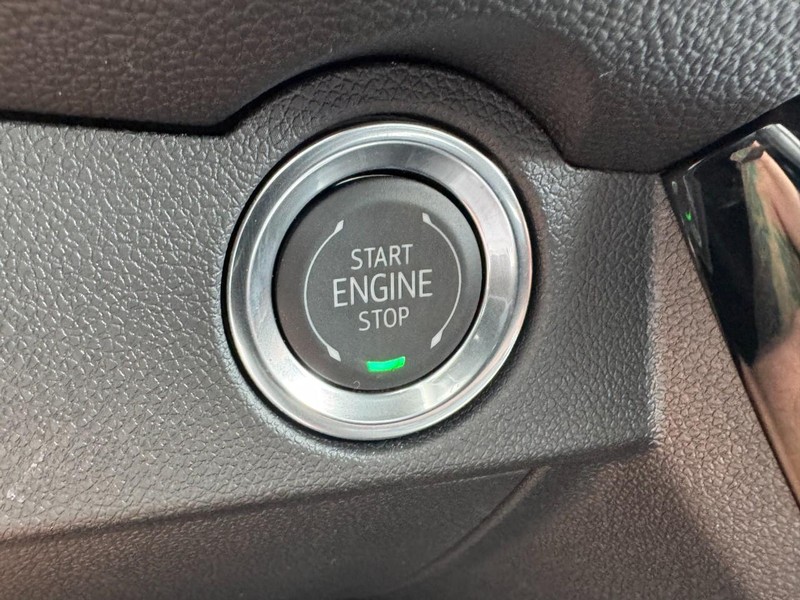 Chevrolet Traverse Vehicle Image 17