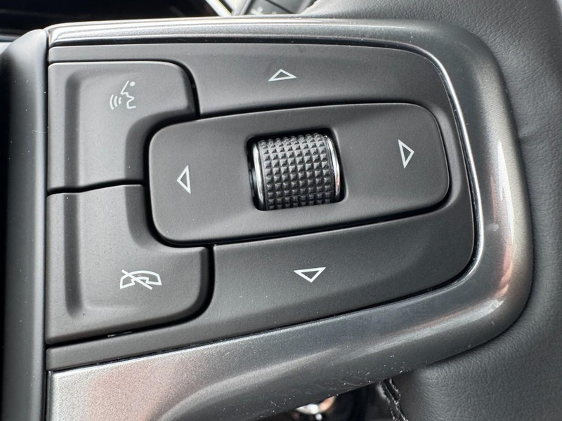 Chevrolet Silverado 1500 Vehicle Image 14