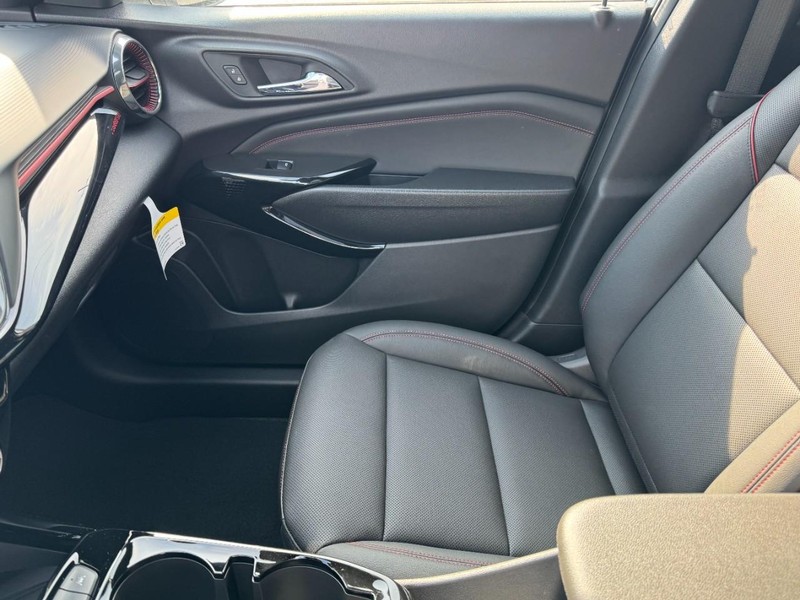 Chevrolet Trax Vehicle Image 09