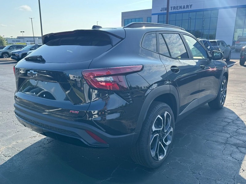 Chevrolet Trax Vehicle Image 03