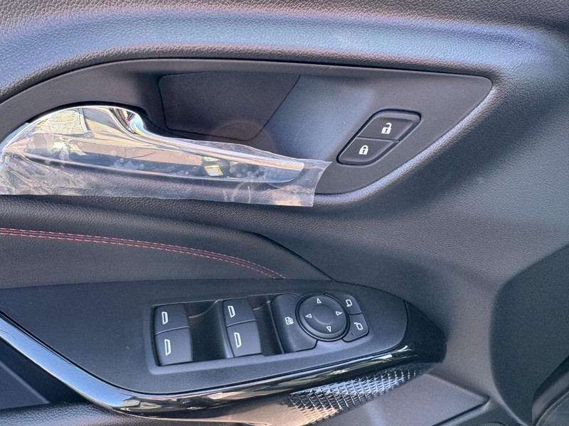 Chevrolet Trax Vehicle Image 09