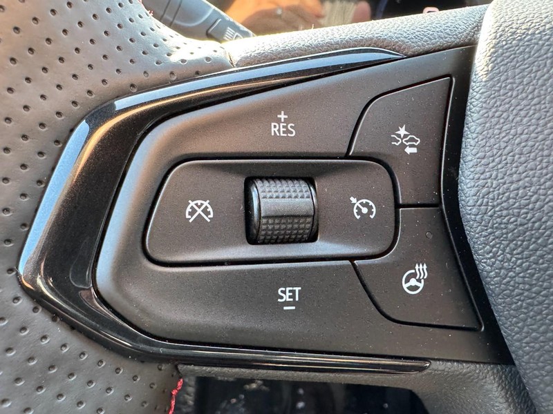 Chevrolet Trax Vehicle Image 10